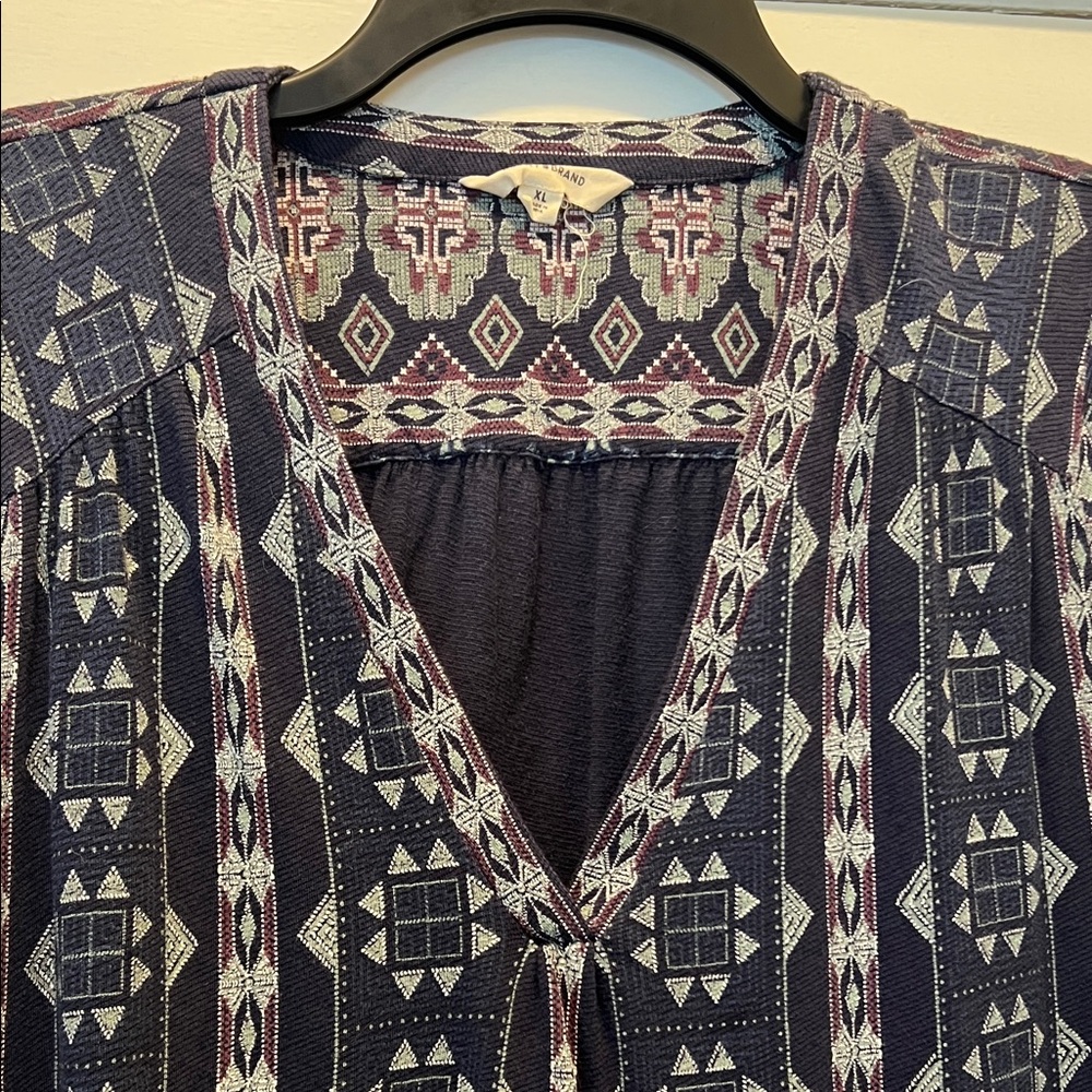 Lucky Brand Geometric Navy Blouse - Picture 2 of 8